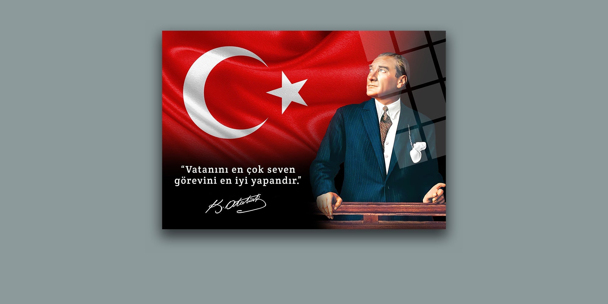 Atatürk Cam Tablo: Sanatla Cumhuriyet Işığını Evinize Taşıyın